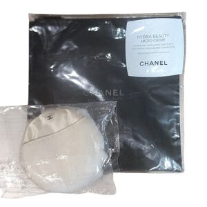 CHANEL Hydra Beauty Micro Crème with White Applicator